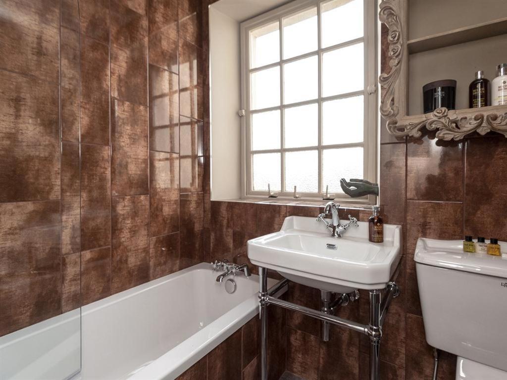 Canongate Luxury Homestay Edinburgh Eksteriør bilde
